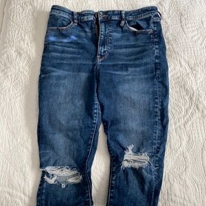American Eagle Distressed Jeans